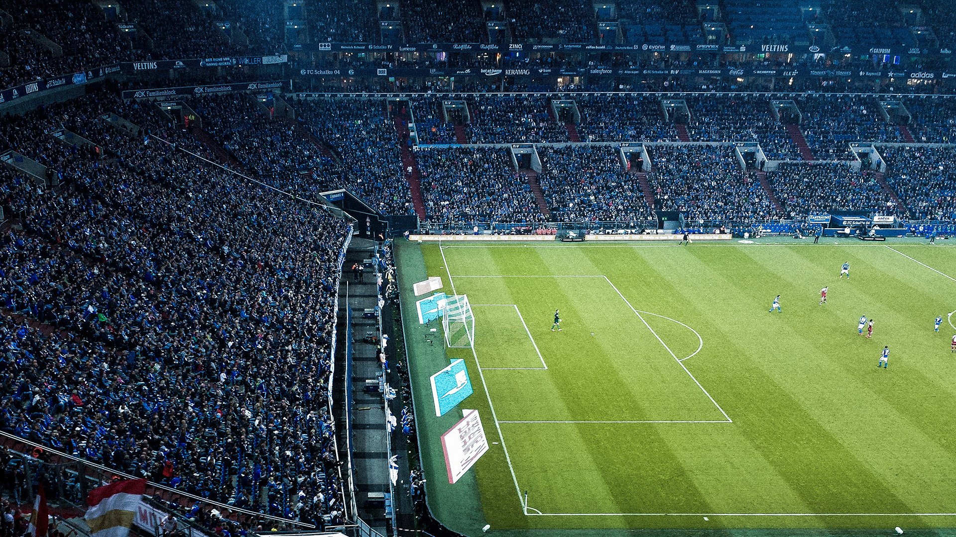 五大联赛球员比赛负荷是否已达极限，五大联赛上座人数